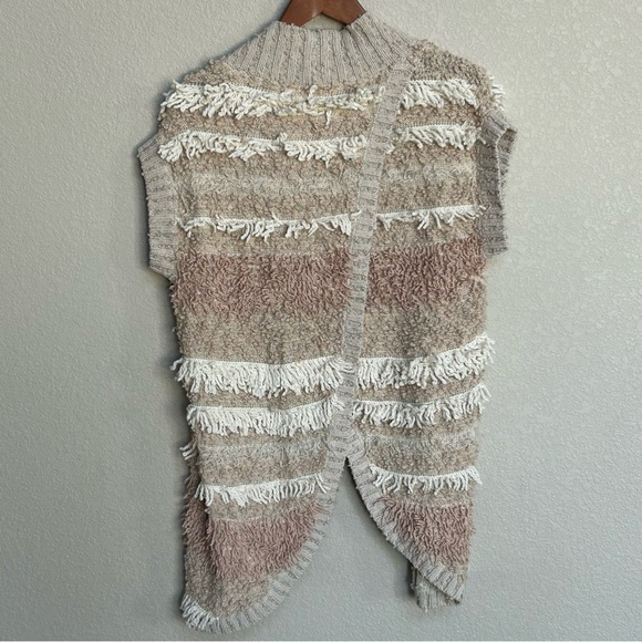 Anthropologie Moth Quinta Fringe Sweater Vest Oversized Size XS / S… - Picture 5 of 8